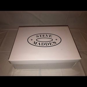 Steven Madden Women Midtop Sneakers